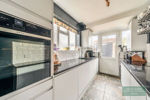 Photo 15- click for photo gallery